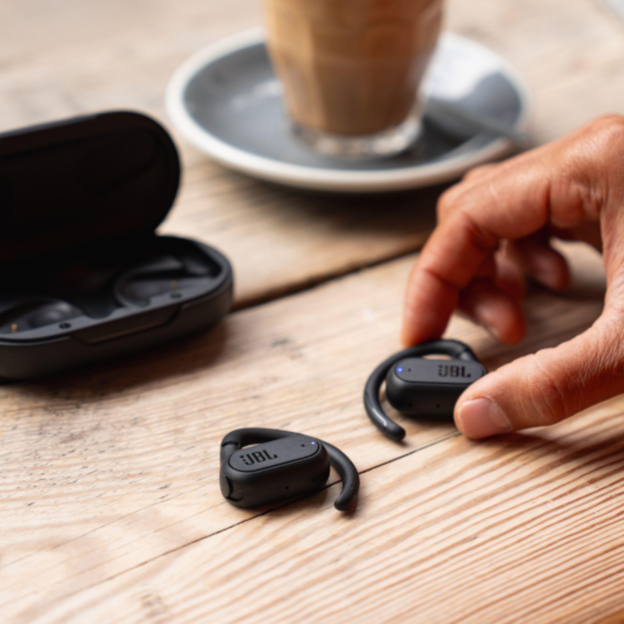 Auricolari Bluetooth JBL Sound - Sports Earphone Hook recensione e prezzo